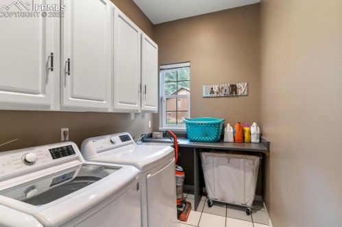 1000 Sun Valley Dr, Woodland Park CO 80863-9076 exterior