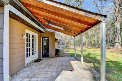 3936 Woodland Cir, Conyers GA  30013-3057 exterior