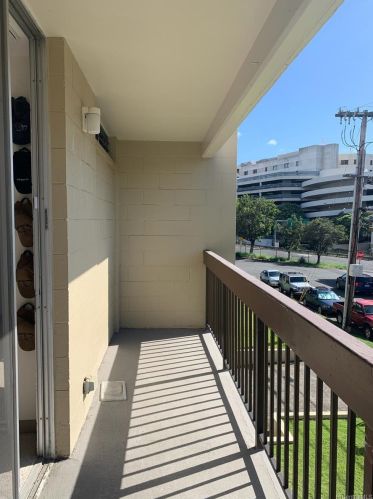 1401 Lusitana St, Honolulu HI  96813-2057 exterior