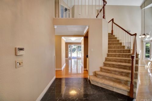 5165 Fairfield St, Anaheim, CA 92807-4666