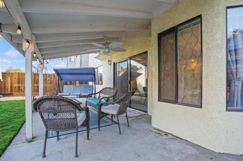 2024 Bailey Dr, Modesto CA  95355-9160 exterior