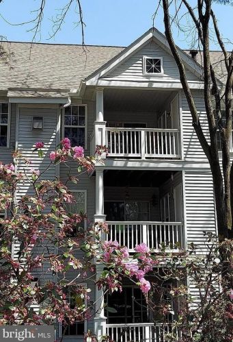 5802 Wyndham Cir, Columbia MD  21044-3121 exterior