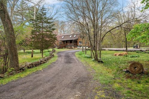 204 Joslin Rd, Burrillville, RI 02826-1635