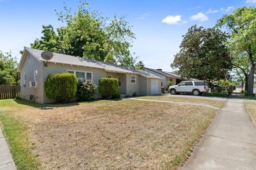 1830 Glen Ave, Merced, CA 95340-5126