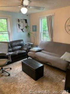 4 Longworth Ave, Middletown, CT 06457-2816