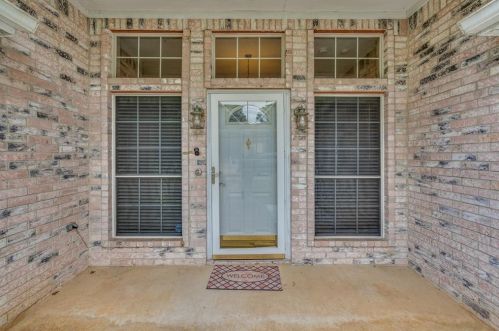 7624 Arbor Ridge Ct, Fort Worth TX  76112-4535 exterior