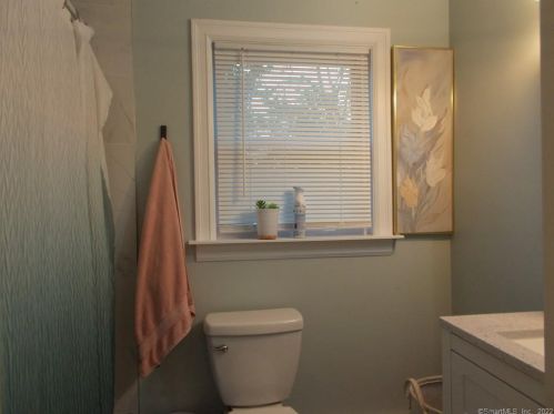 146 Emmett Ave, Derby CT  06418-1232 exterior