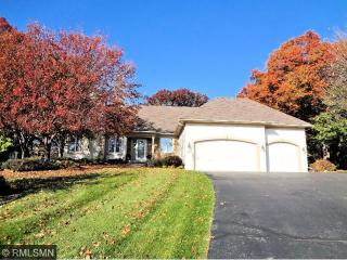 2561 Hillwood Dr, Saint Paul, MN 55119-6789