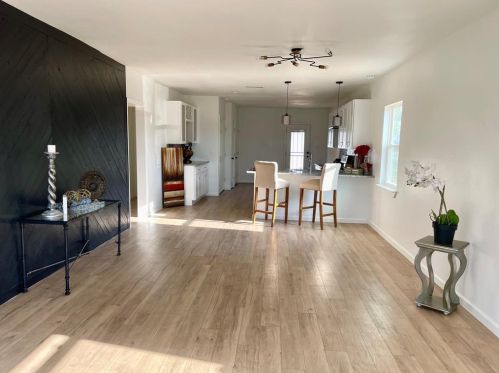 4451 6th Ave, Fort Worth TX  76115-2201 exterior