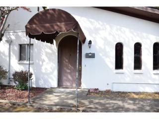 820 Park St, Lebanon OR 97355-3261 exterior