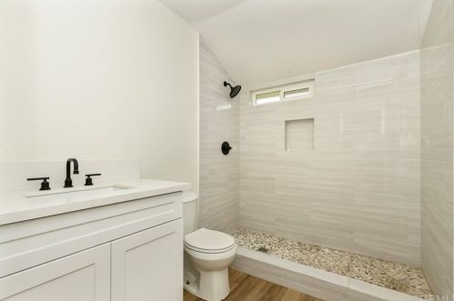 1218 Maple St, Santa Ana CA  92707-1304 exterior