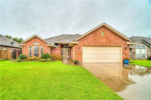 4512 Churchill, Shawnee, OK 74804-2373