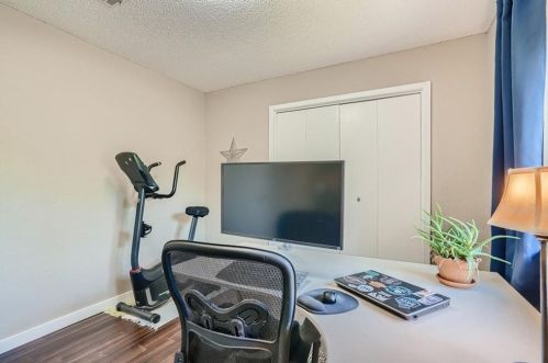 6555 Fair Vly Trl, Austin TX  78749-1266 exterior