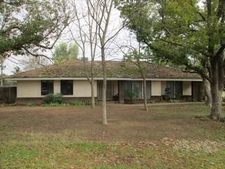 12189 Trieste Dr, Madera, CA 93636-8522