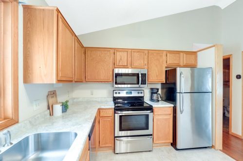 1189 Dawn Ln, Saint Paul MN  55125-8507 exterior