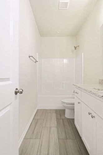 5111 Cowden St, Fort Worth TX  76114-1020 exterior