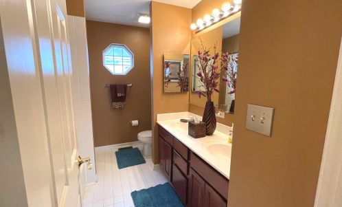 1317 Rosemary Dr, Lemont IL  60490-4940 exterior