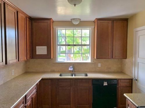 1505 Del Mar Ave, Modesto, CA 95350-4807