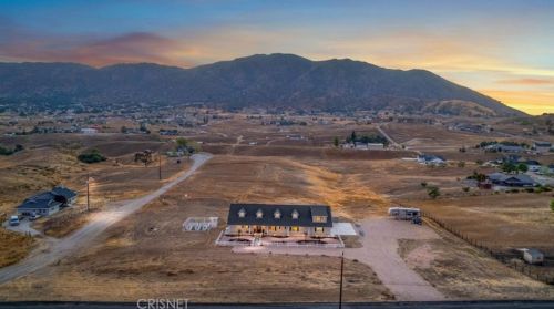 23701 Sage Ave, Tehachapi, CA 93561-8913