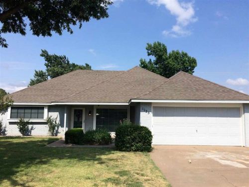 1125 Sunnybrook Ln, Enid, OK 73703-6510