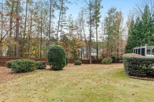 724 Vinings Estates Dr, Mableton GA  30126-5927 exterior