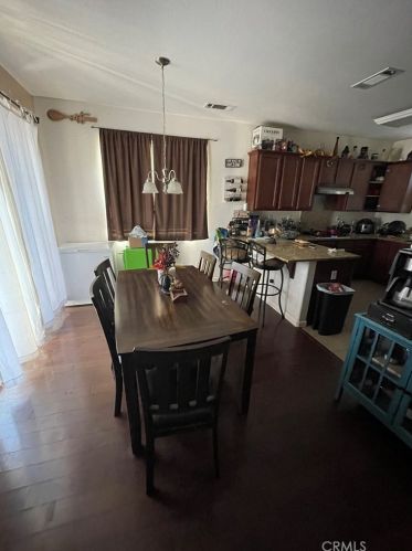 5548 Valdez, Fresno, CA 93722-6461