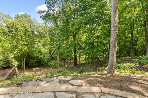 40 Peiffer Ave, Lemont IL  60439-3845 exterior