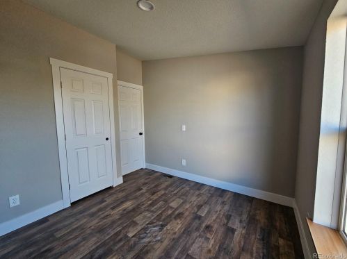 215 Valdai St, Denver CO  80603-5770 exterior