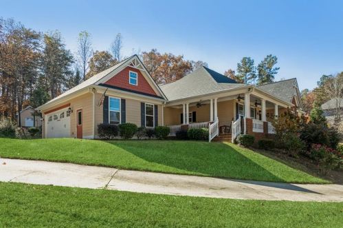 517 Huntington Dr, Ball Ground, GA 30107-4688