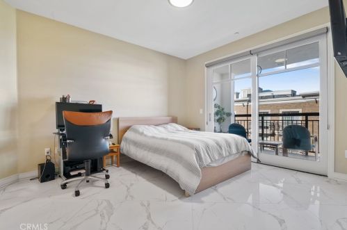 519 Caruso Ave, Glendale CA  91210-1518 exterior