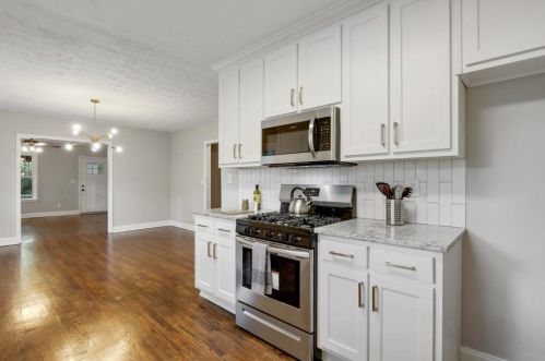 1457 Fulton Ave, Atlanta GA  30344-6926 exterior