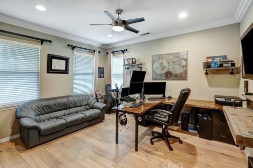 44260 Nighthawk Pass, Temecula CA  92592-1388 exterior