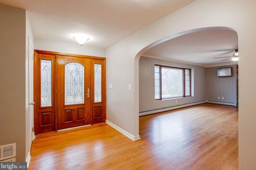 937 Palmers Mill Rd, Media PA  19063-1018 exterior