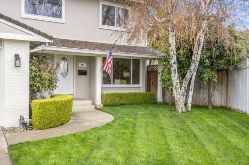 927 Sapphire Ct, San Jose, CA 95136-2667