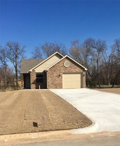 409 Birch St, Choska, OK 74429-2381