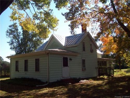 2166 Hallieford Rd, Hallieford, VA 23068-1004