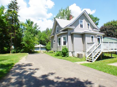 1144 Cook Ave, Saint Paul MN  55106-3325 exterior
