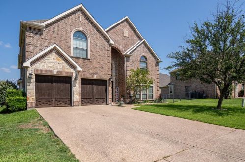 12232 Fairway Meadows Dr, Fort Worth TX  76179-6643 exterior