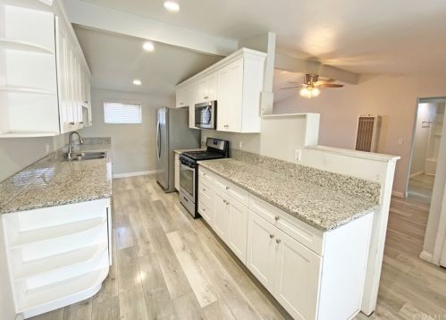 11868 Poes St, Anaheim CA  92804-6780 exterior