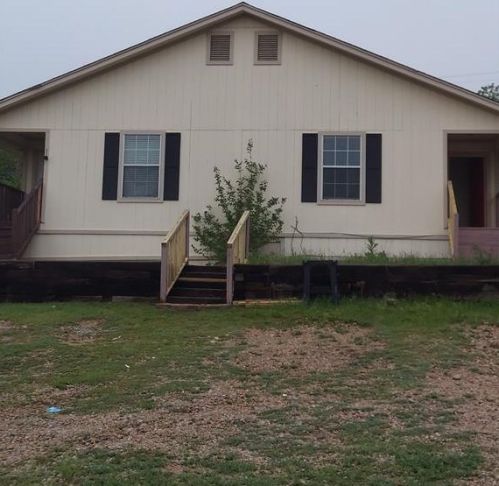 2700 19th St, Fort Worth TX  76106-5019 exterior