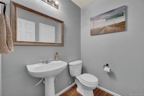 774 Willow Dr, Denver CO  80603-7761 exterior