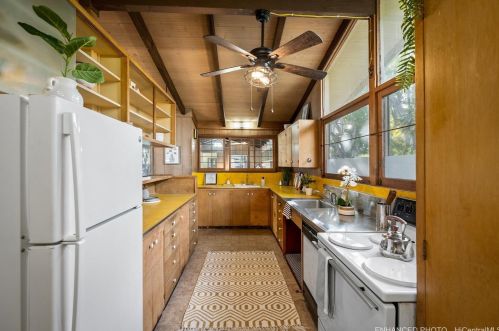 935 Koloa St, Honolulu HI  96816-5201 exterior