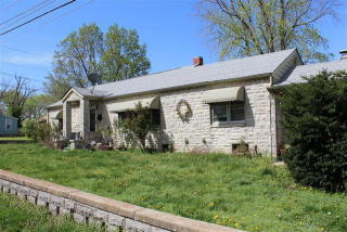 919 Thomasville Rd, Tyrone, MO 65483-1946