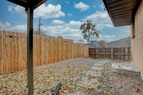 961 Cortez St, Denver CO 80221-3561 exterior