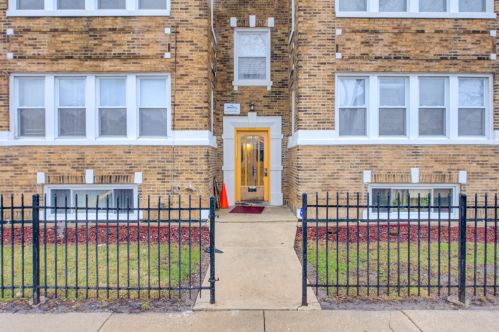 433 91st Pl, Chicago, IL 60619-7429