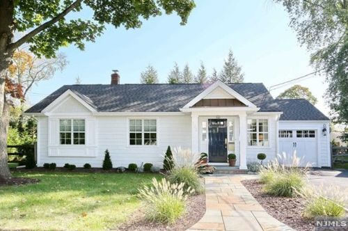 133 Medford Rd, Dumont, NJ 07628-1134
