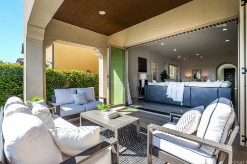 130 Long Fence, Irvine CA  92602-1807 exterior