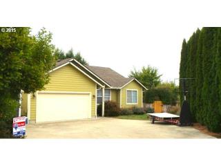 202 Kit Ln, Sutherlin, OR 97479-9083