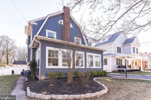 136 Hopkins Ave, Tavistock, NJ 08033-1407
