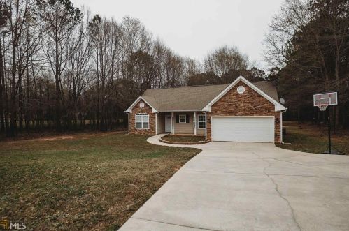 104 Deerfield Trce, Barnesville, GA 30204-6424